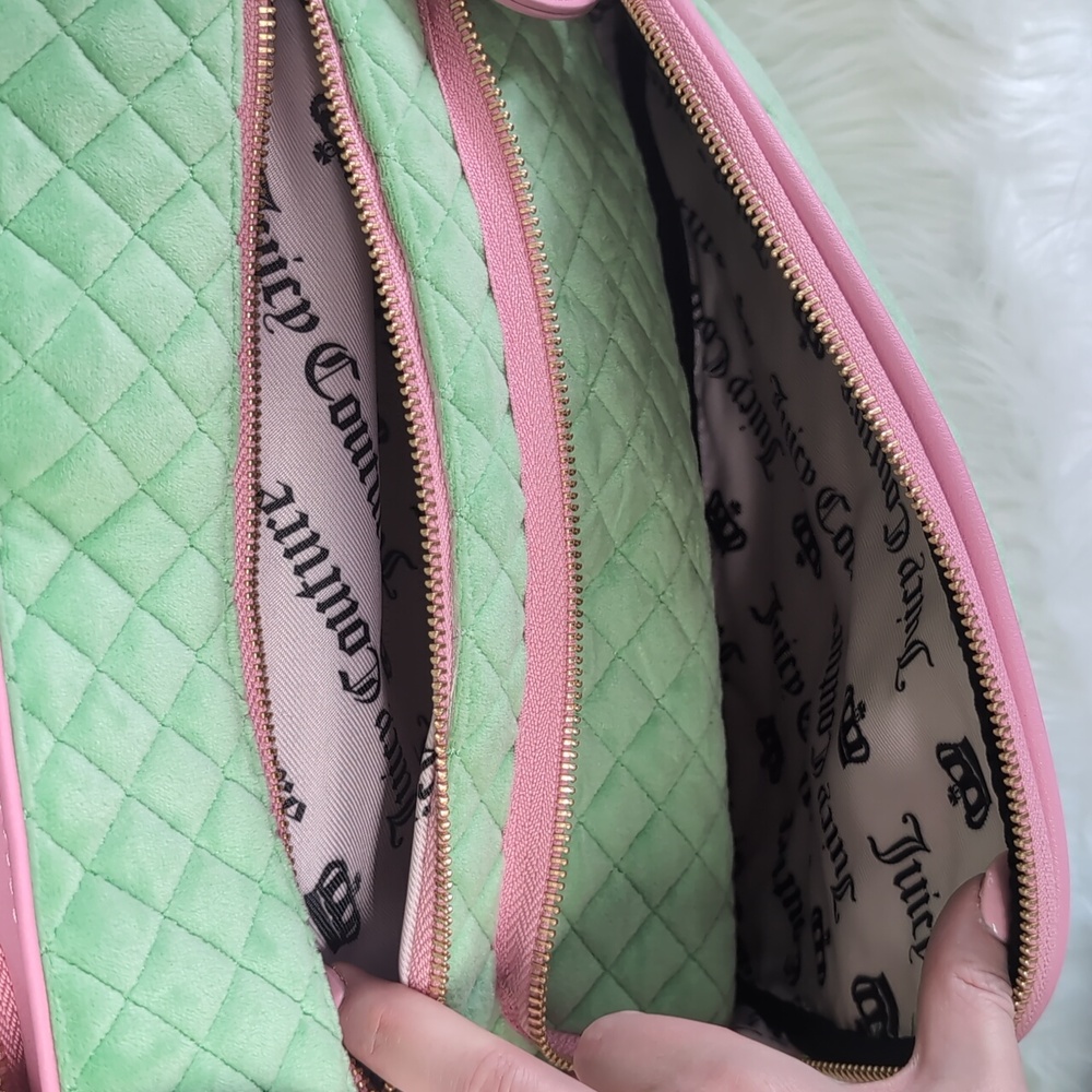 โSOLDโJuicy Couture Quilted Tale Weekender Tote, XL Bag w/ Crossbody Strap - Picture 10 of 17